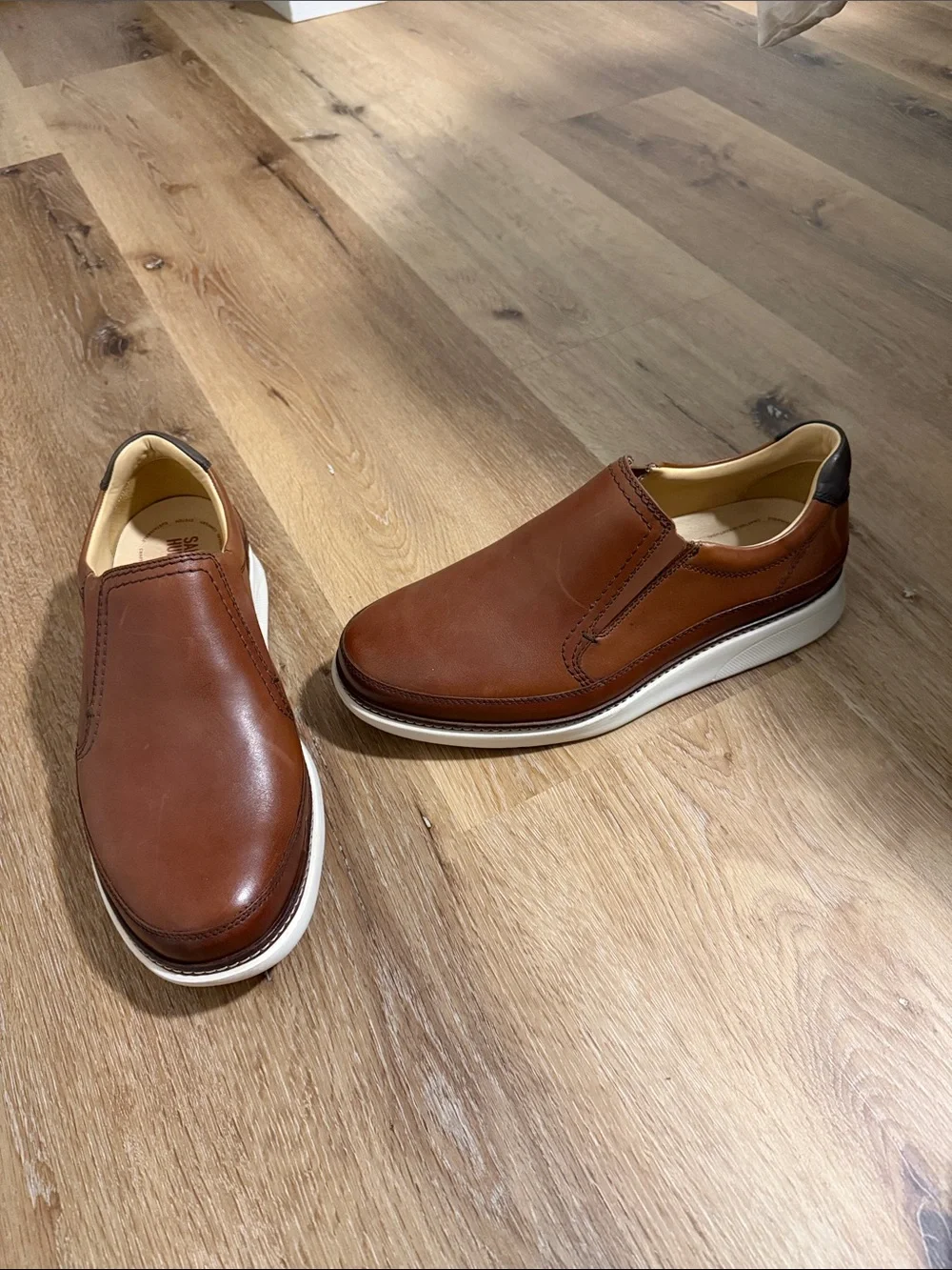 Men's Brown Leather Slip-On Casual Loafers with Contrasting Heel
